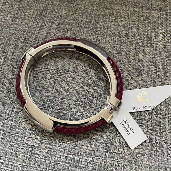 NWT Charming Charlie Wine Braided Leather Silver Tone Hinged Cuff M - Picture 2 of 6